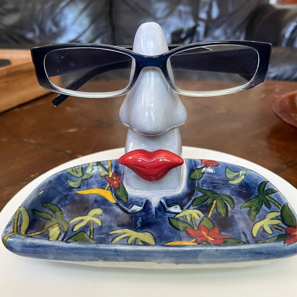 Muzeum Nose Lips Hawaiian Shirt Glasses Keys Coin Holder Trinket Tray - Picture 7 of 7